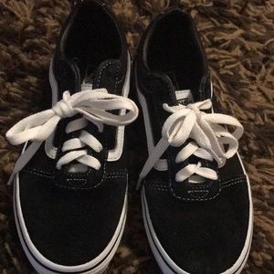 Vans skate board gym shoes